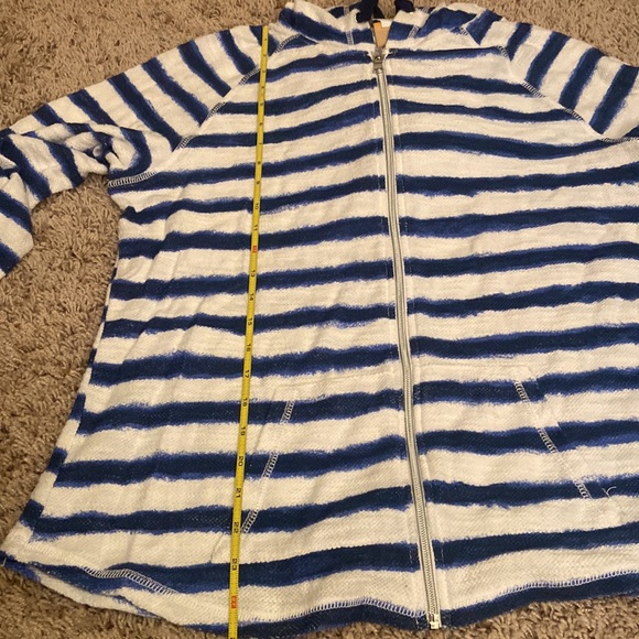 Ruby Rd. Blue and white zippered jacket size M - Picture 8 of 8